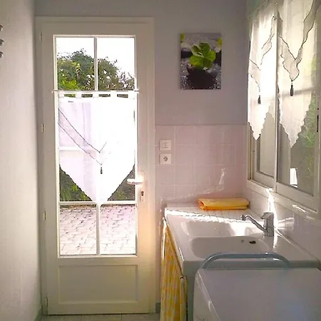 Hébergement de vacances île De Ré , Maison De Typique Rétaise Au Bois-plage Le Bois-Plage-en-Ré