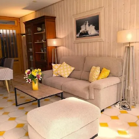 île De Ré , Maison De Typique Rétaise Au Bois-plage Hébergement de vacances Le Bois-Plage-en-Ré